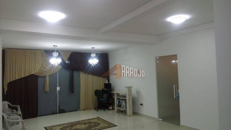 Imagem Casa com 3 Quartos à Venda, 160 m² em Centro - Mogi Das Cruzes Imagem Casa com 3 Quartos à Venda, 160 m² em Centro - Mogi Das Cruzes