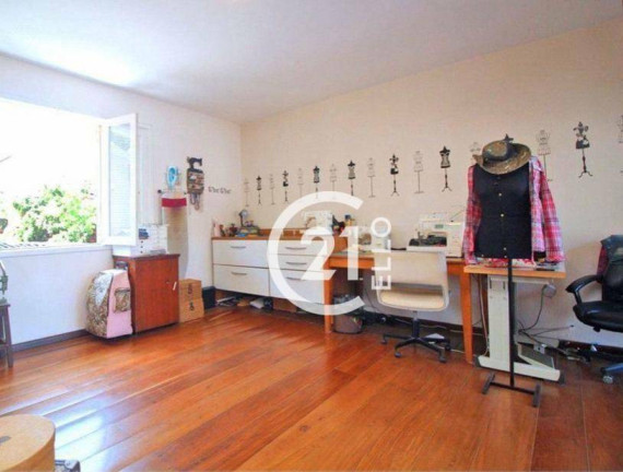 Imagem Casa com 4 Quartos à Venda, 450 m² em Moema - São Paulo Imagem Casa com 4 Quartos à Venda, 450 m² em Moema - São Paulo