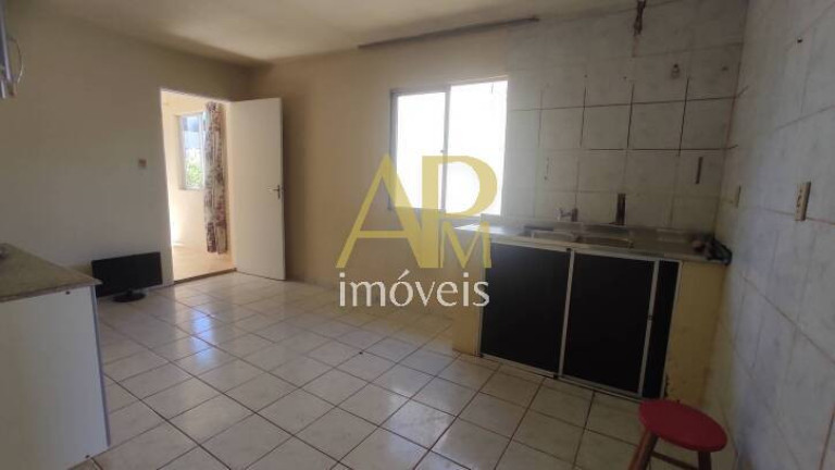 Imagem Casa com 7 Quartos à Venda, 259 m² em Estreito - Florianópolis Imagem Casa com 7 Quartos à Venda, 259 m² em Estreito - Florianópolis