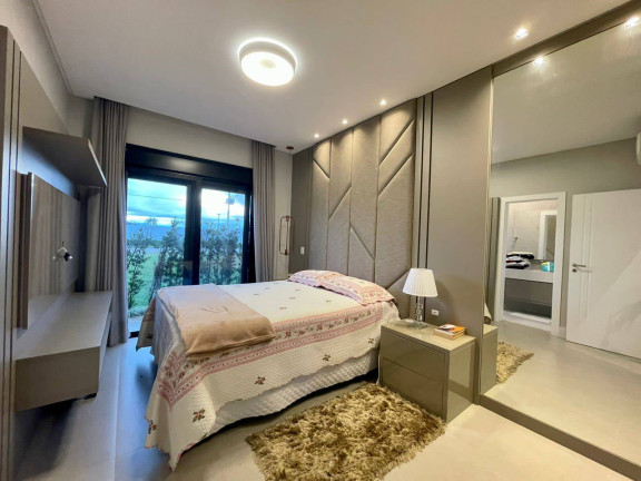 Imagem Casa com 5 Quartos à Venda, 457 m² em Centro - Xangri-lá