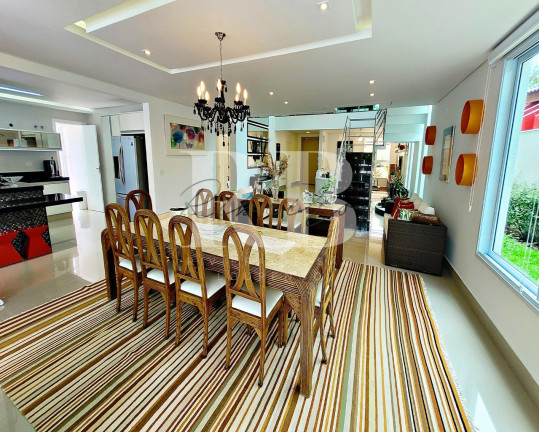 Imagem Imóvel com 6 Quartos à Venda, em Riviera - Bertioga Imagem Imóvel com 6 Quartos à Venda, em Riviera - Bertioga