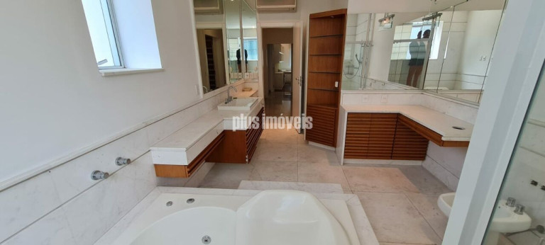 Imagem Apartamento com 3 Quartos para Alugar, 500 m² em Itaim Bibi - São Paulo Imagem Apartamento com 3 Quartos para Alugar, 500 m² em Itaim Bibi - São Paulo