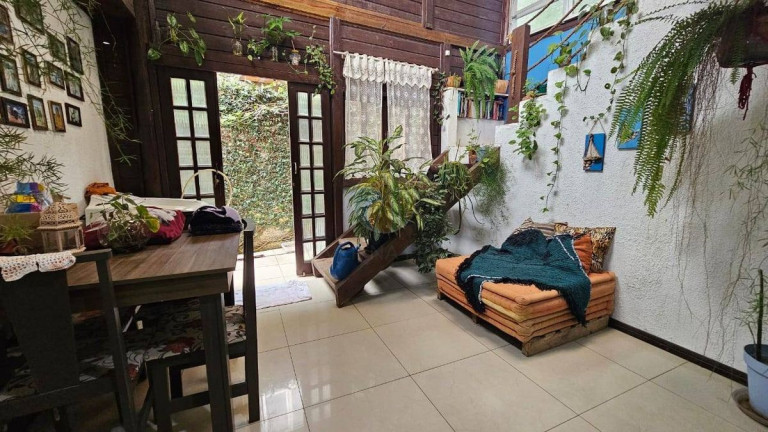 Imagem Casa com 5 Quartos à Venda, 279 m² em São Judas Tadeu - Balneário Camboriú