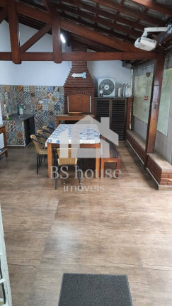 Imagem Sobrado com 3 Quartos à Venda, 300 m² em Vila Pires - Santo André