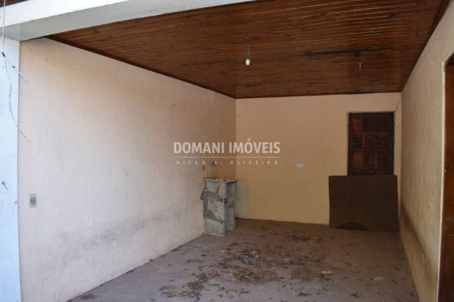 Imagem Casa com 2 Quartos à Venda, 175 m² em Região Da Abernéssia - Campos Do Jordão Imagem Casa com 2 Quartos à Venda, 175 m² em Região Da Abernéssia - Campos Do Jordão