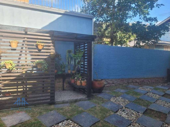 Imagem Casa com 3 Quartos à Venda, 182 m² em Porto Da Lagoa - Florianópolis Imagem Casa com 3 Quartos à Venda, 182 m² em Porto Da Lagoa - Florianópolis