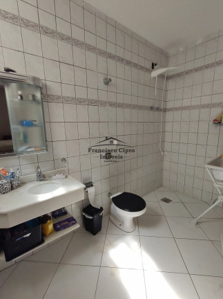 Imagem Casa com 3 Quartos à Venda, 162 m² em Beira Rio - Guaratinguetá Imagem Casa com 3 Quartos à Venda, 162 m² em Beira Rio - Guaratinguetá