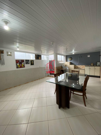 Imagem Casa com 4 Quartos à Venda, 345 m² em Ahú - Curitiba Imagem Casa com 4 Quartos à Venda, 345 m² em Ahú - Curitiba