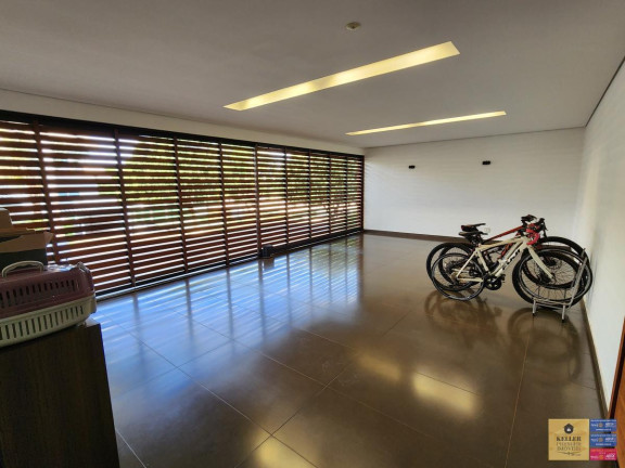 Imagem Casa com 6 Quartos à Venda, 760 m² em Maracanã - Foz Do Iguaçu Imagem Casa com 6 Quartos à Venda, 760 m² em Maracanã - Foz Do Iguaçu