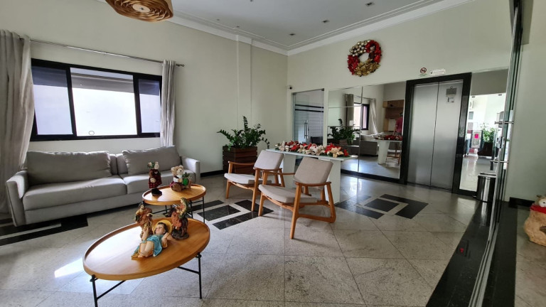 Imagem Imóvel com 4 Quartos à Venda, 385 m² em Jurunas - Belém Imagem Imóvel com 4 Quartos à Venda, 385 m² em Jurunas - Belém