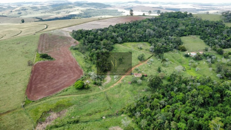 Imagem Chácara com 3 Quartos à Venda, 164 m² em Corredeira - Tomazina