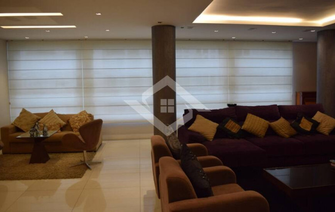 Imagem Apartamento com 7 Quartos à Venda, 350 m² em Copacabana - Rio De Janeiro Imagem Apartamento com 7 Quartos à Venda, 350 m² em Copacabana - Rio De Janeiro