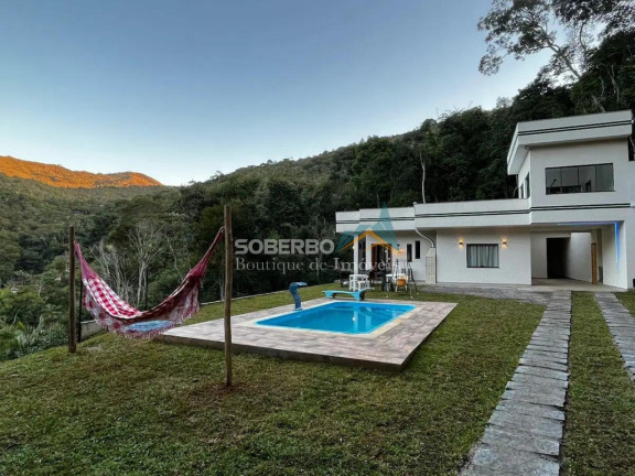 Imagem Casa com 3 Quartos à Venda, 1.000 m² em Albuquerque - Teresópolis Imagem Casa com 3 Quartos à Venda, 1.000 m² em Albuquerque - Teresópolis