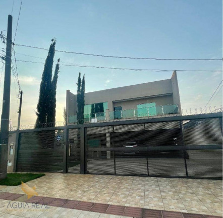 Sobrado com 3 Quartos à Venda, 351 m² em Vila Rica - Campo Grande