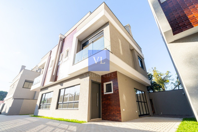 Imagem Casa com 3 Quartos à Venda, 159 m² em água Verde - Curitiba