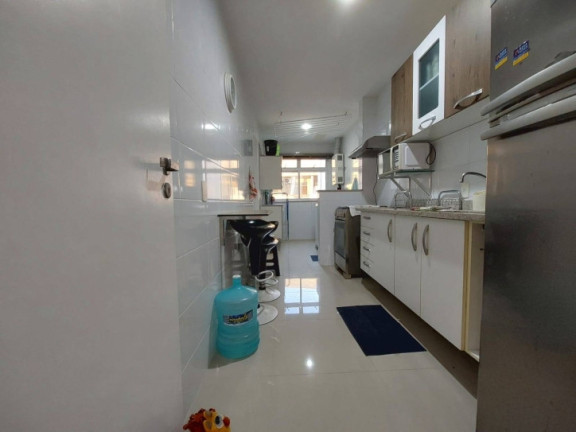 Imagem Apartamento com 3 Quartos à Venda, 120 m² em Centro - Cabo Frio