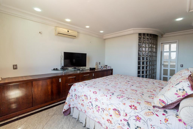 Imagem Apartamento com 4 Quartos à Venda, 247 m² em Meireles - Fortaleza Imagem Apartamento com 4 Quartos à Venda, 247 m² em Meireles - Fortaleza