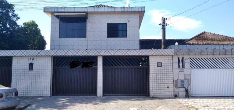 Imagem Sobrado com 5 Quartos à Venda, 250 m² em Cidade Naútica - São Vicente