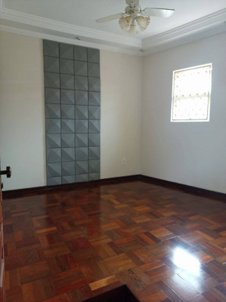 Imagem Casa com 3 Quartos à Venda, 187 m² em Rio Claro Imagem Casa com 3 Quartos à Venda, 187 m² em Rio Claro