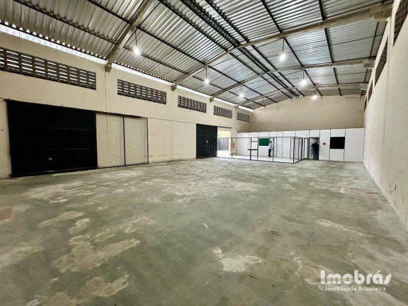 Imagem Galpão para Alugar, 732 m² em Coaçu - Eusébio Imagem Galpão para Alugar, 732 m² em Coaçu - Eusébio