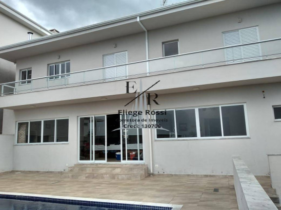 Casa com 4 Quartos à Venda,  em Itatiba