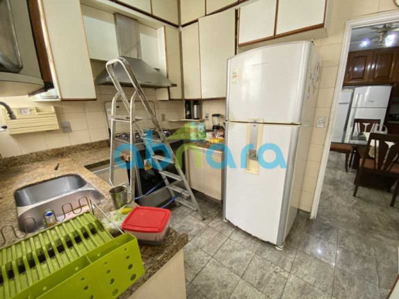 Imagem Apartamento com 3 Quartos à Venda, 250 m² em Copacabana - Rio De Janeiro