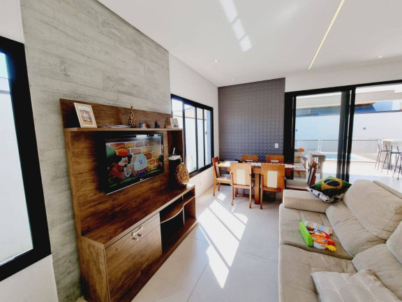 Imagem Casa com 3 Quartos à Venda, 300 m² em Piracangaguá - Taubaté Imagem Casa com 3 Quartos à Venda, 300 m² em Piracangaguá - Taubaté