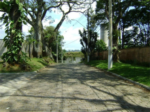 Terreno à Venda, 525 m² em Granja Viana - Cotia