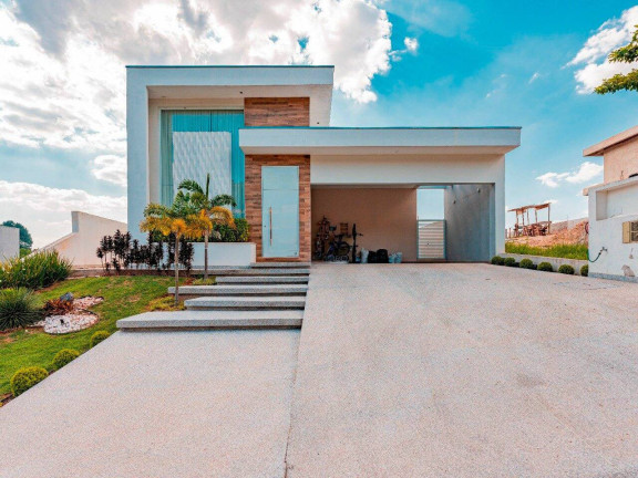 Casa com 3 Quartos à Venda, 211 m² em Parque Dom Henrique - Cotia