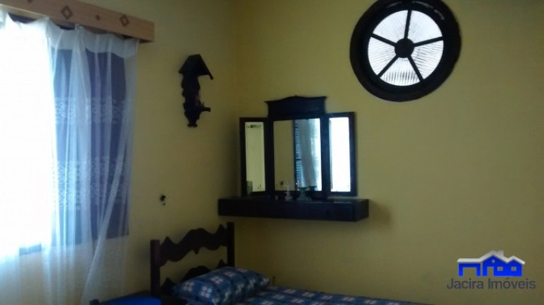Imagem Casa com 2 Quartos para Alugar, em Santos Imagem Casa com 2 Quartos para Alugar, em Santos