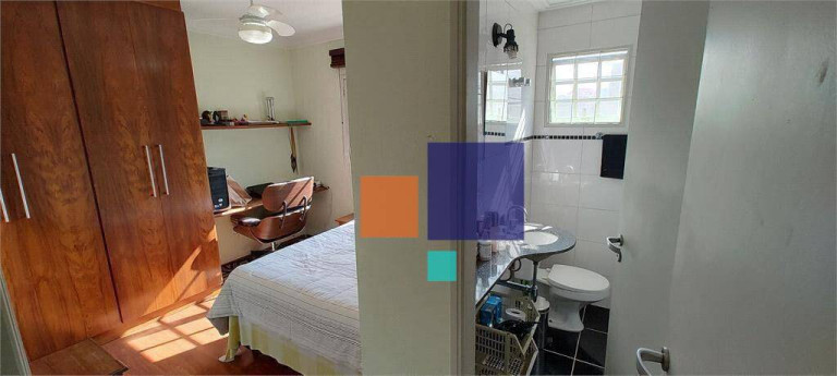 Imagem Casa com 3 Quartos à Venda, 242 m² em Vila Ipojuca - São Paulo