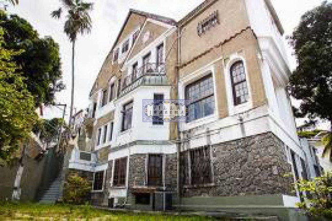 Imagem Imóvel com 10 Quartos à Venda ou Locação, em Glória - Rio De Janeiro Imagem Imóvel com 10 Quartos à Venda ou Locação, em Glória - Rio De Janeiro