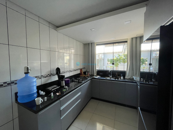 Imagem Casa com 5 Quartos à Venda, 130 m² em Fátima - Canoas Imagem Casa com 5 Quartos à Venda, 130 m² em Fátima - Canoas