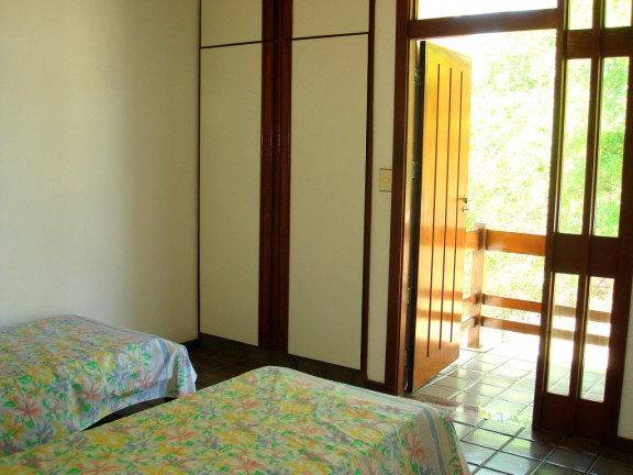 Imagem Casa com 4 Quartos à Venda, 313 m² em Guarajuba (monte Gordo) - Camaçari Imagem Casa com 4 Quartos à Venda, 313 m² em Guarajuba (monte Gordo) - Camaçari