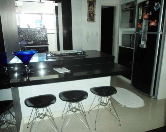 Imagem Apartamento com 3 Quartos à Venda, 170 m² em Jardim Guaiúba - Guarujá