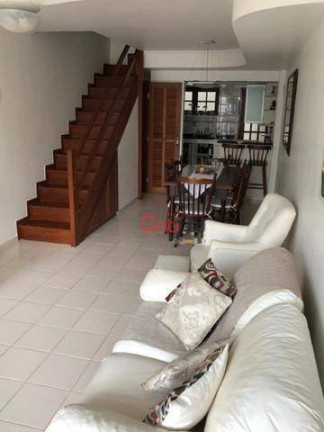 Casa de Condomínio com 2 Quartos à Venda, 100 m² em Peró - Cabo Frio