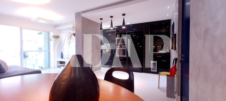 Imagem Imóvel com 3 Quartos à Venda, 93 m² em Recreio Dos Bandeirantes - Rio De Janeiro