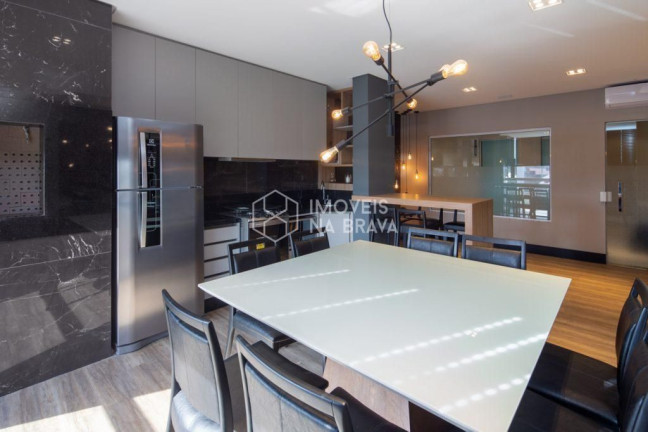 Imagem Apartamento com 3 Quartos à Venda, 143 m² em Centro - Navegantes