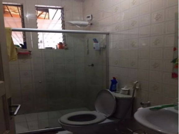 Imagem Casa com 4 Quartos à Venda, 260 m² em Jardim Das Margaridas - Salvador Imagem Casa com 4 Quartos à Venda, 260 m² em Jardim Das Margaridas - Salvador