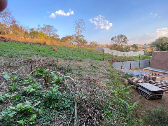 Terreno à Venda, 414 m² em Jardim Paulista - Atibaia
