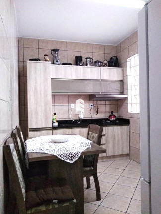 Imagem Casa com 5 Quartos à Venda, em Centro - Santa Maria Imagem Casa com 5 Quartos à Venda, em Centro - Santa Maria