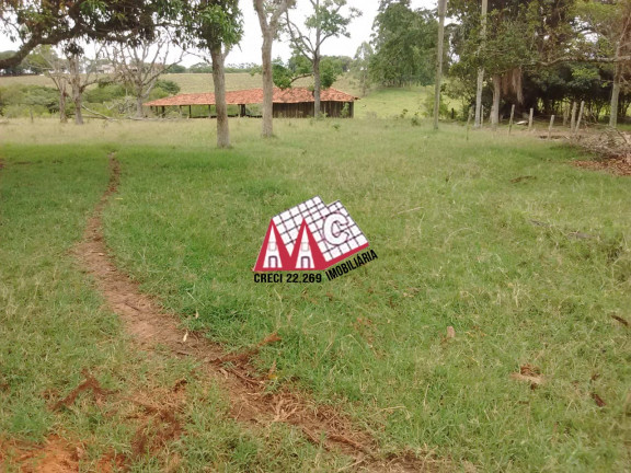 Imagem Imóvel com 3 Quartos à Venda, 484.000 m² em Sarapui - Sarapui Imagem Imóvel com 3 Quartos à Venda, 484.000 m² em Sarapui - Sarapui