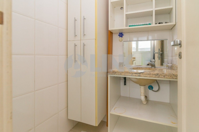 Imagem Apartamento com 2 Quartos à Venda, 88 m² em Moinhos De Vento - Porto Alegre Imagem Apartamento com 2 Quartos à Venda, 88 m² em Moinhos De Vento - Porto Alegre
