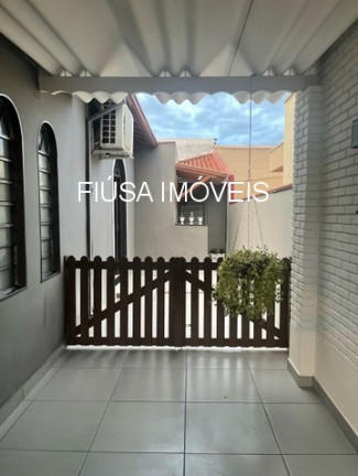 Imagem Casa com 3 Quartos à Venda, em Independência - Ribeirão Preto Imagem Casa com 3 Quartos à Venda, em Independência - Ribeirão Preto