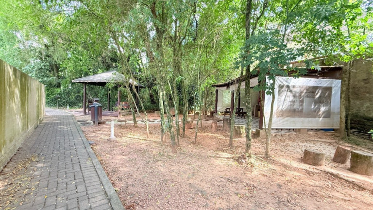 Imagem Imóvel com 3 Quartos à Venda, 72 m² em Teresópolis - Porto Alegre Imagem Imóvel com 3 Quartos à Venda, 72 m² em Teresópolis - Porto Alegre