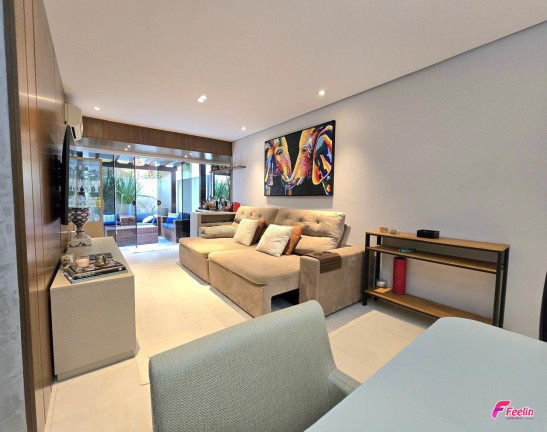 Imagem Apartamento com 3 Quartos à Venda, 93 m² em Centro - Florianópolis Imagem Apartamento com 3 Quartos à Venda, 93 m² em Centro - Florianópolis