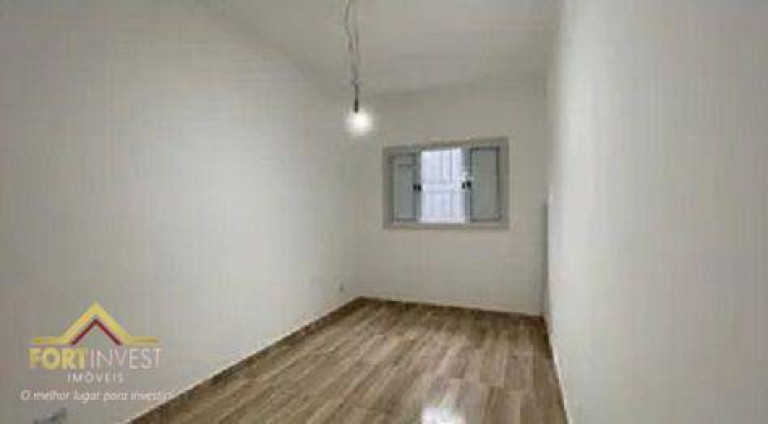 Imagem Imóvel com 2 Quartos à Venda, 100 m² em Caiçara - Praia Grande Imagem Imóvel com 2 Quartos à Venda, 100 m² em Caiçara - Praia Grande