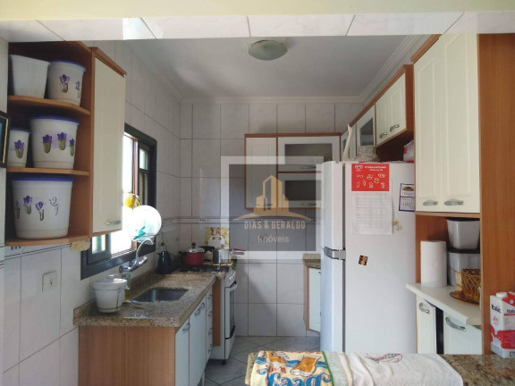 Imagem Casa com 4 Quartos à Venda, 220 m² em Jardim Morumbi - São José Dos Campos Imagem Casa com 4 Quartos à Venda, 220 m² em Jardim Morumbi - São José Dos Campos