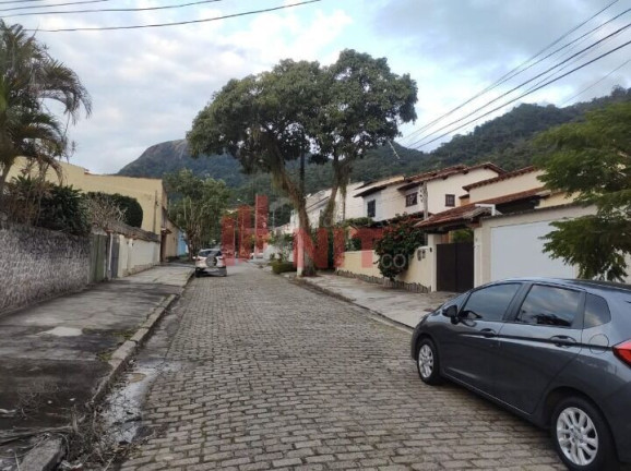 Imagem Casa com 4 Quartos à Venda, 180 m² em São Francisco - Niterói Imagem Casa com 4 Quartos à Venda, 180 m² em São Francisco - Niterói