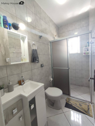 Imagem Sobrado com 3 Quartos à Venda, em Centro - Guaratuba Imagem Sobrado com 3 Quartos à Venda, em Centro - Guaratuba